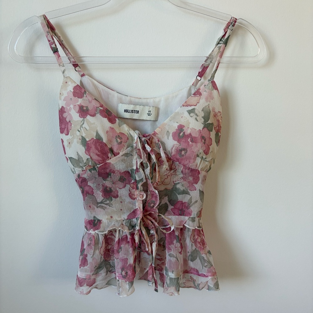 Hollister padded XS floral tie front tank top